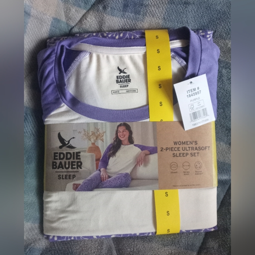 Eddie Bauer Women's Purple and Cream Ultrasoft Sleep Set